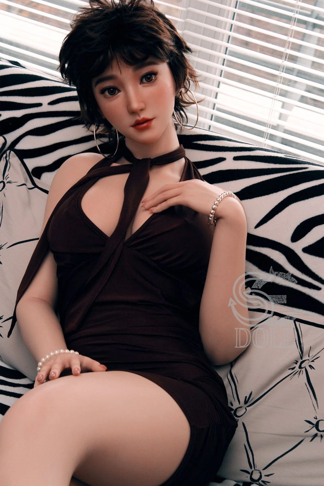 Thumbnail 12